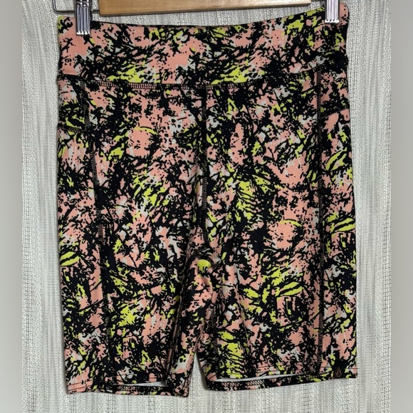 Volcom Women's Pink and Yellow Patterned Bike Shorts size small - Picture 1 of 4